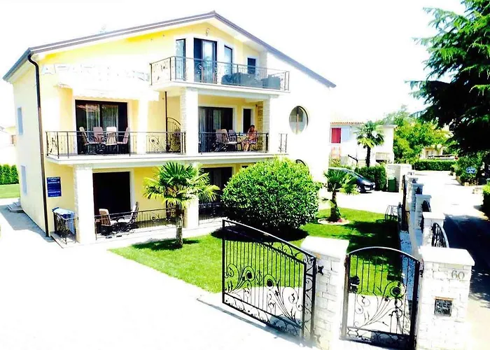 Apartments Danex Aida
